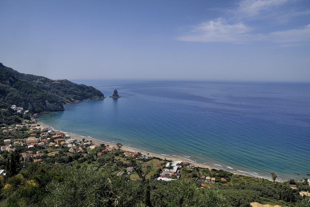 Dandidis Seaside Pension Agios Gordios  Eksteriør billede