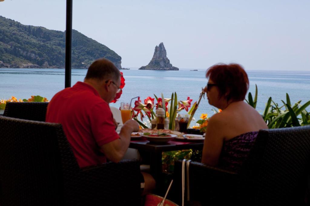 Dandidis Seaside Pension Agios Gordios  Eksteriør billede