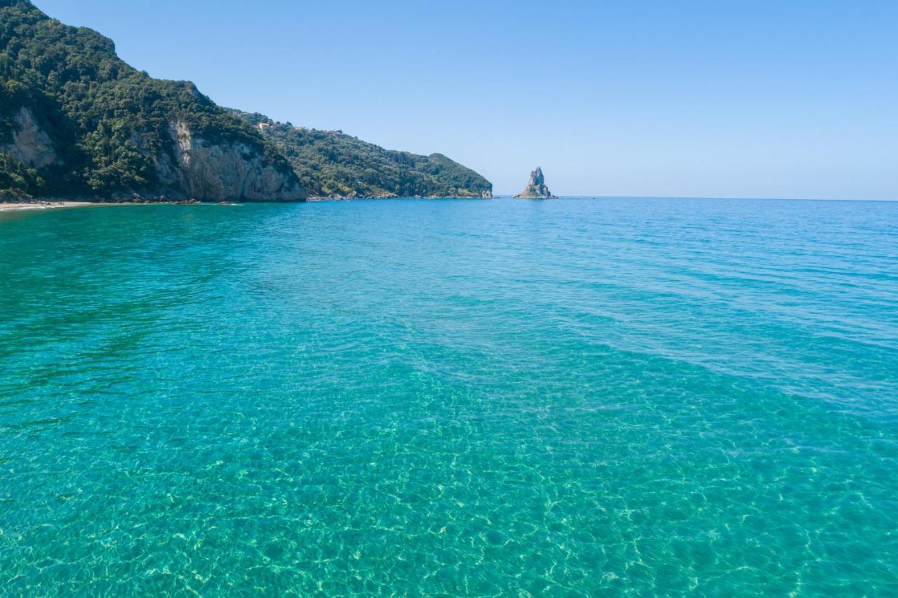 Dandidis Seaside Pension Agios Gordios  Eksteriør billede